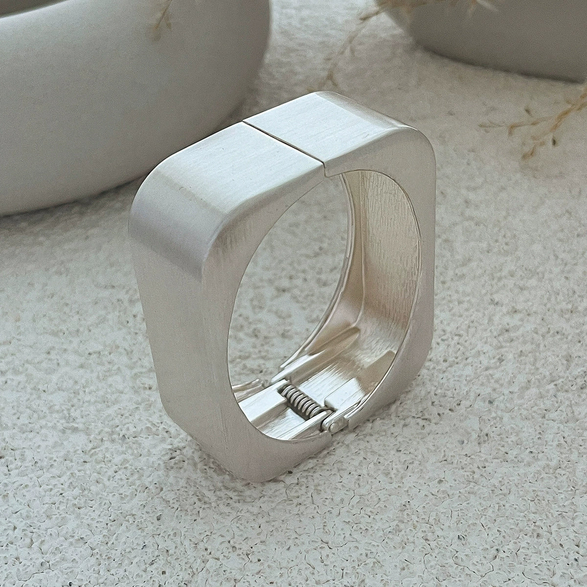Zyon Mirror Cuff Bracelet - Bracelet Brushed Silver [8527CROH]