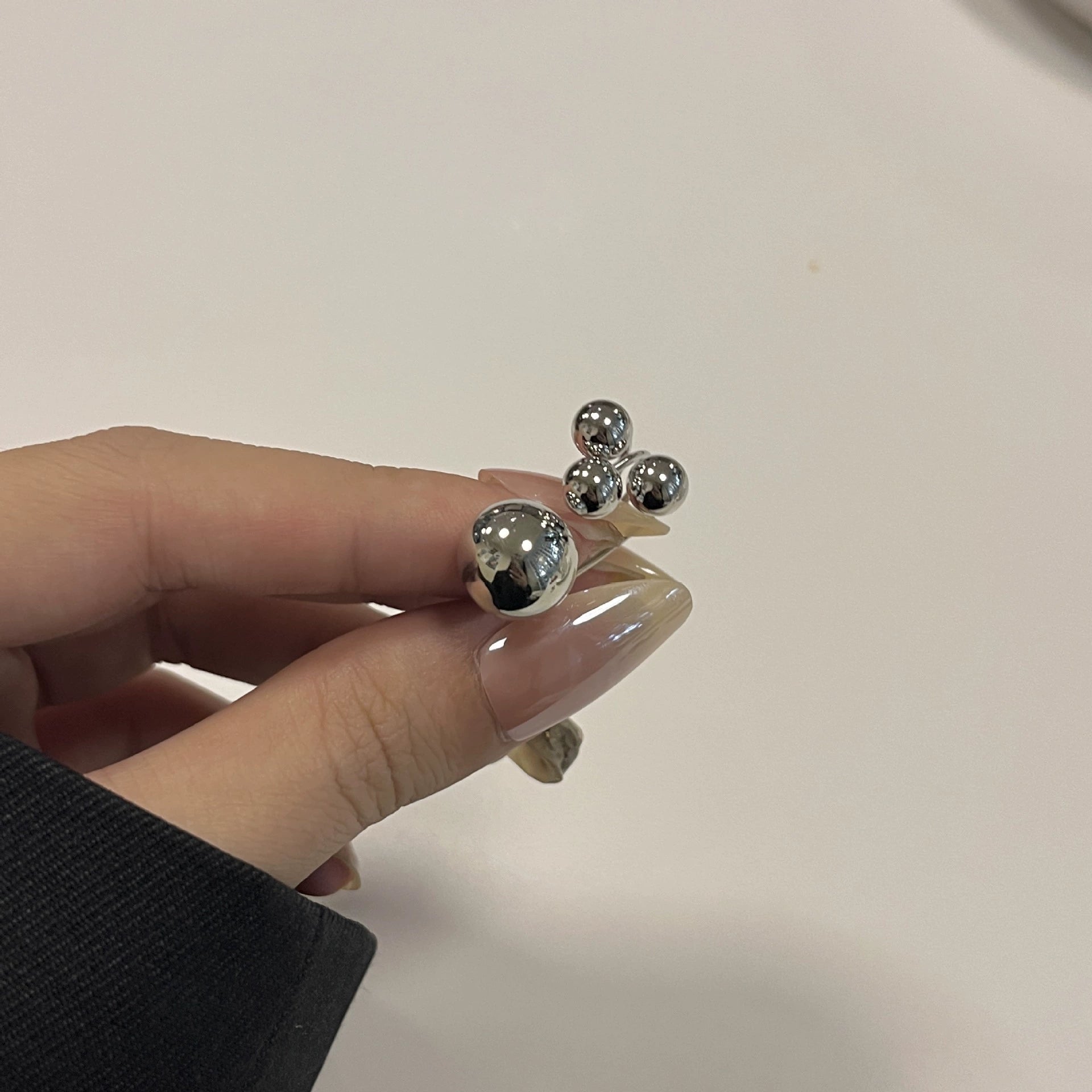 Julieann Metal Orb Ring - Metal Orb Ring [Z0FMEPBL]