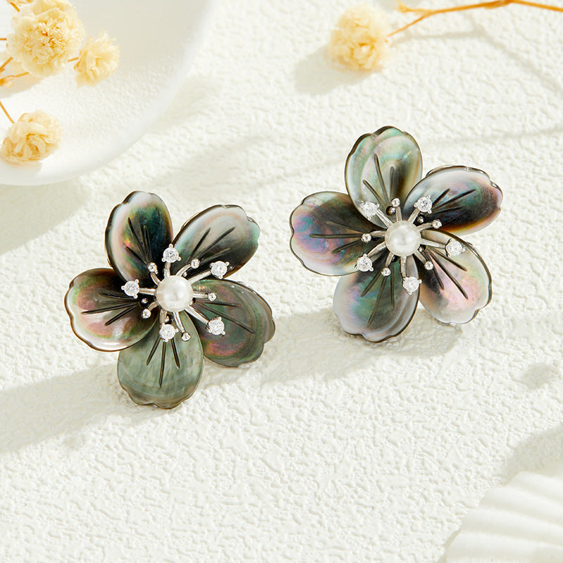 Reema Pearl Flower Stud Earrings - EA13996D002 [U6FEYPWE]