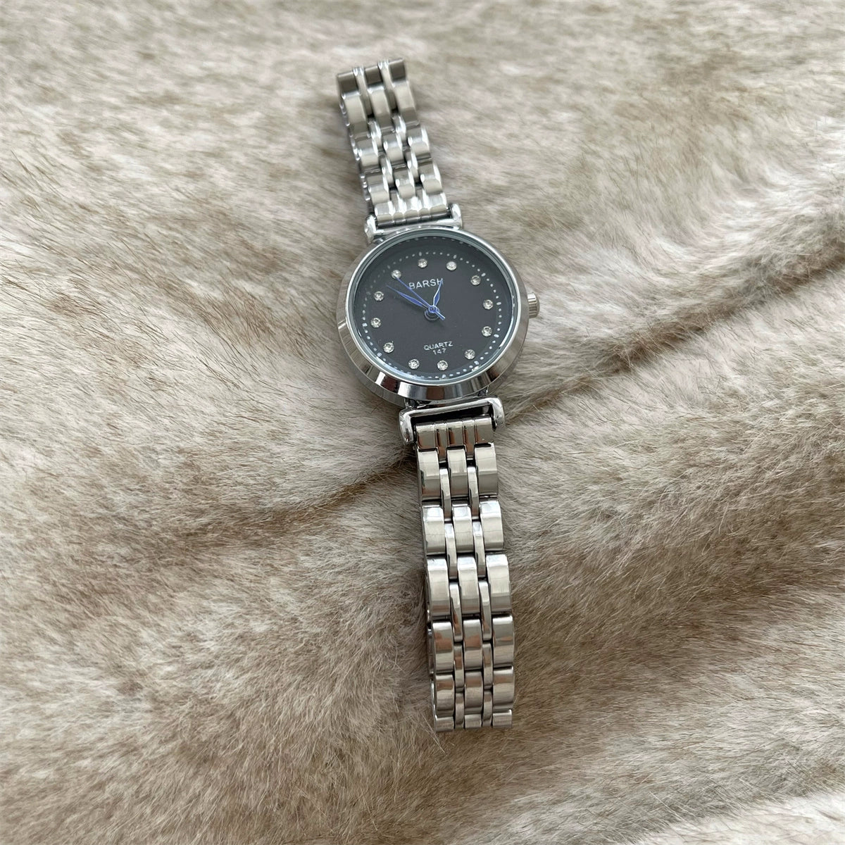 Kenzi Elegant Steel Watch - Silver Band Black Face [O7WHXAJC]