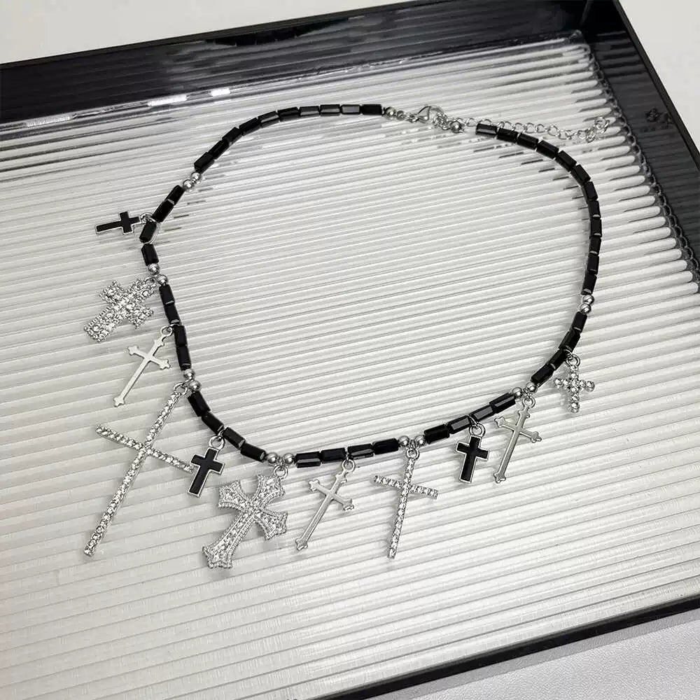 Olga Gothic Cross Choker - Cross Tassel Necklace [EE0ZB0R2]