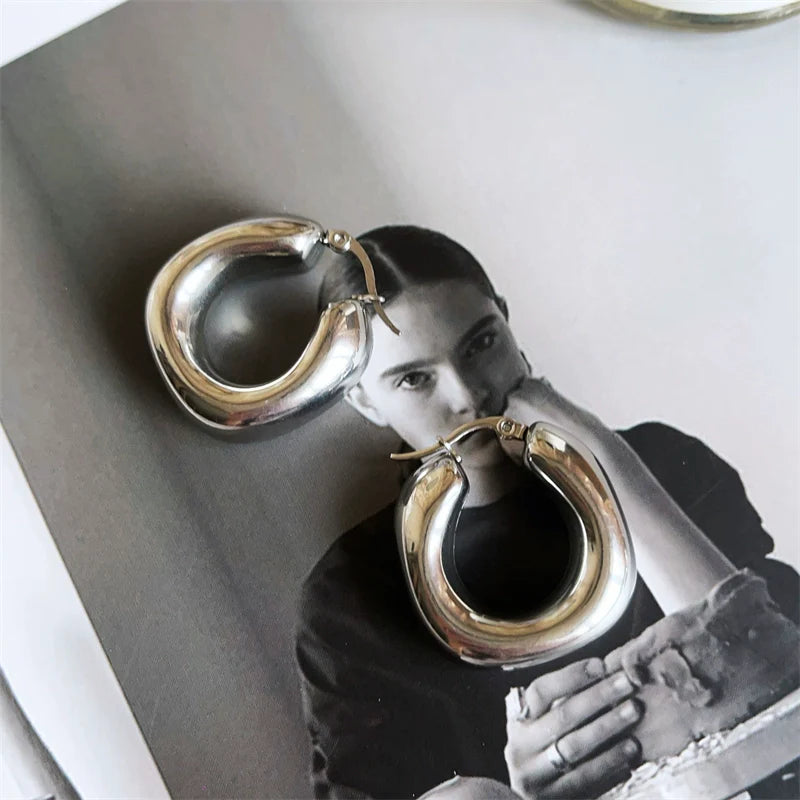 Joshlynn Geometric Hoop Earrings - Square Ear Clip