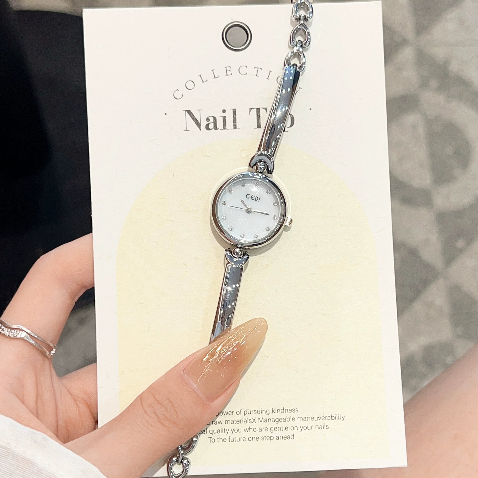 Vaani Petite Bracelet Watch - Snow White [MFZRGSJZ]