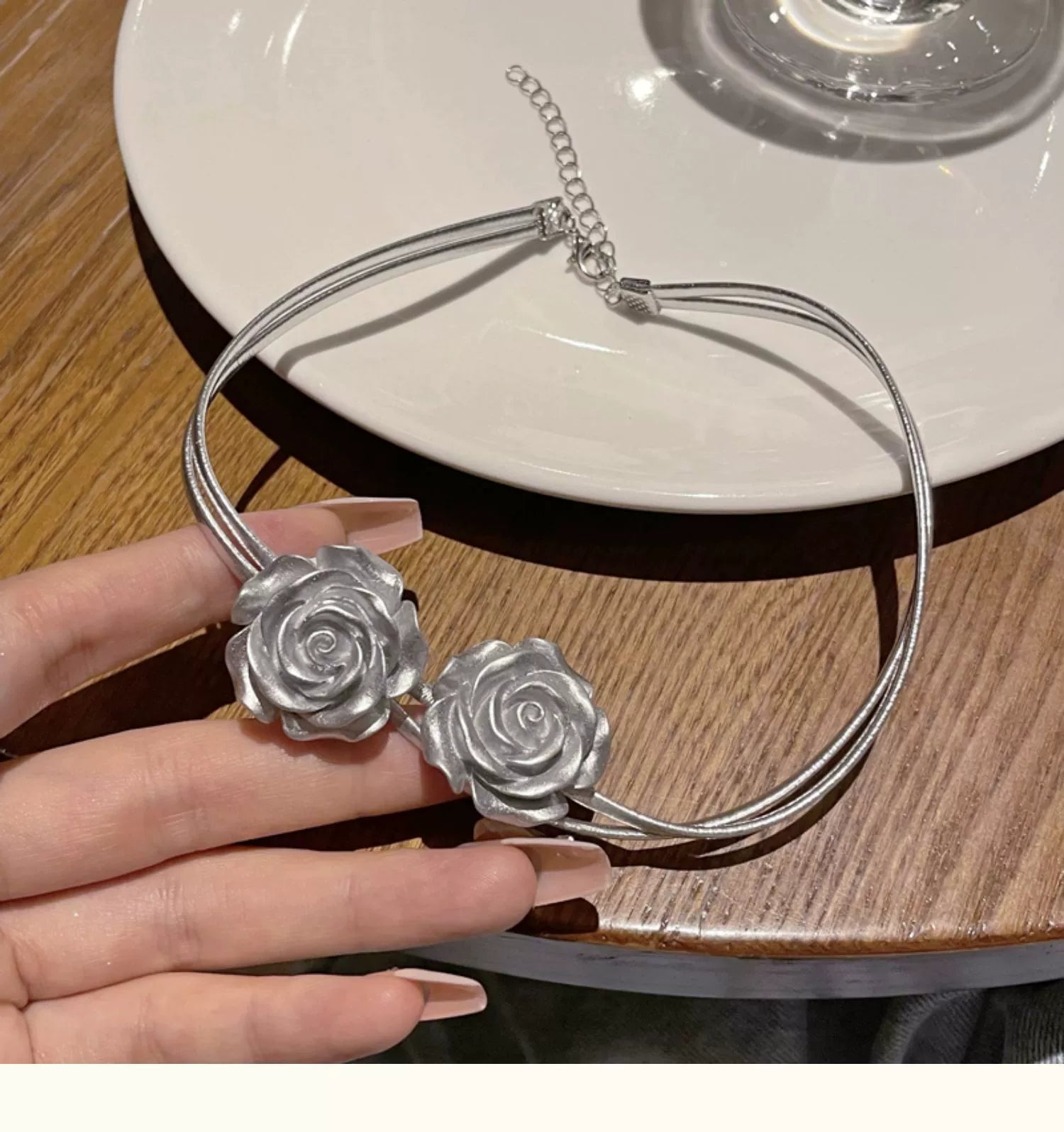 Mazikeen Silver Rose Choker - Silver Flower Necklace [A3HTB5EN]
