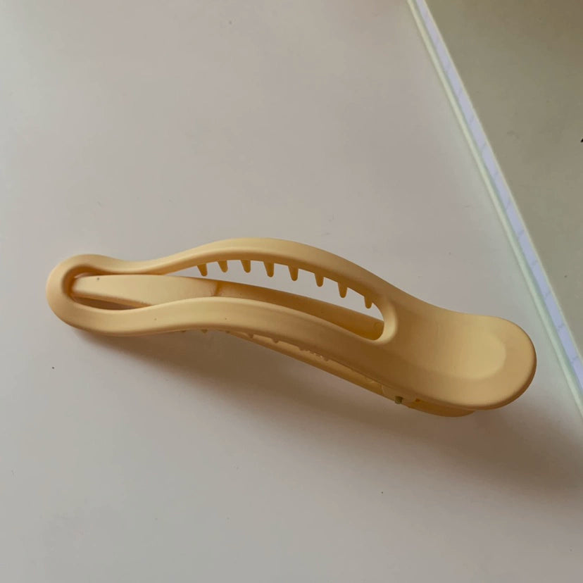 Ronni Frosted Fabric Claw Clip - Yellow [ABY9JWDR]