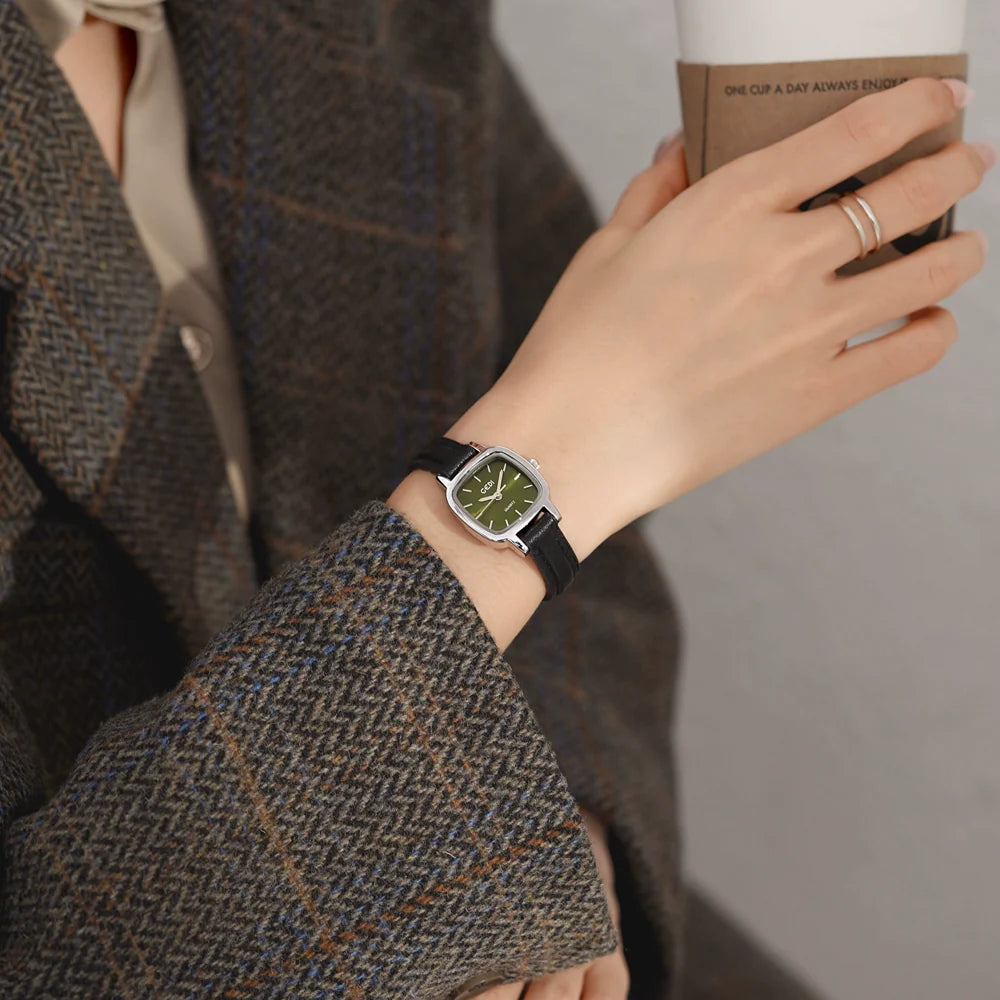 Alia Vintage Square Watch - Elegant Green