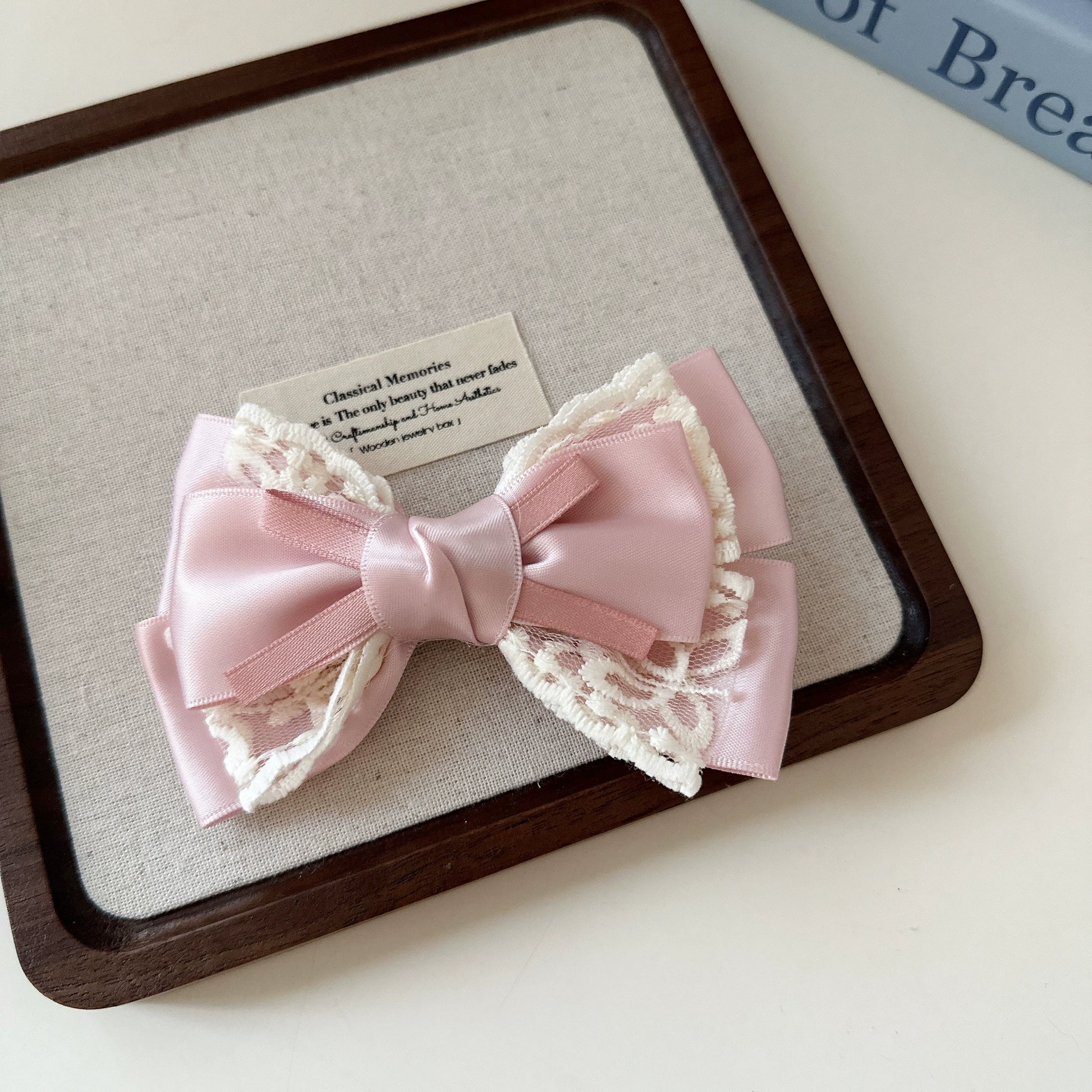 Rayleigh Lace Bow Hair Clip - Pink [82WDOOOU]