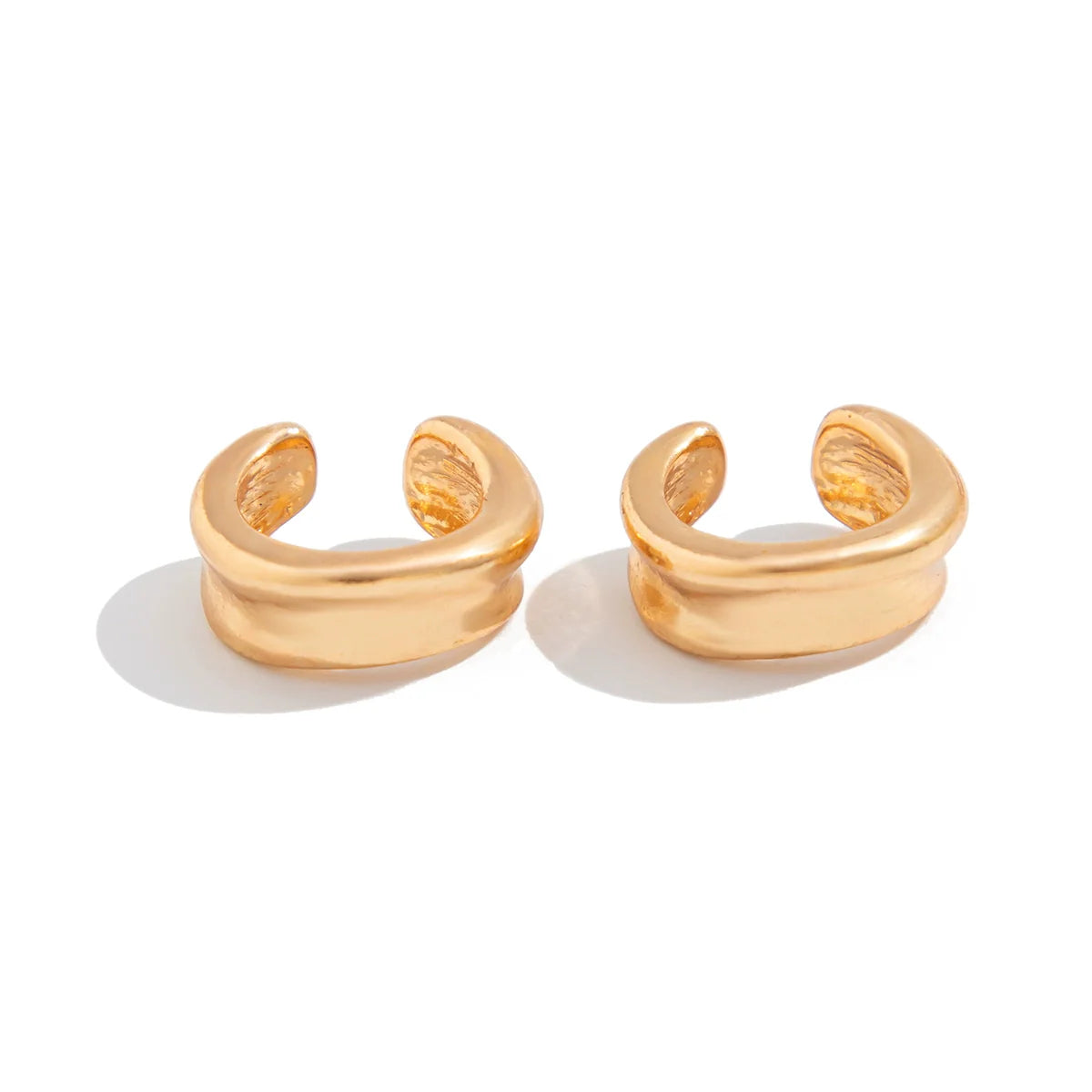 Jenavieve Irregular C-Shape Ear Cuff - Gold