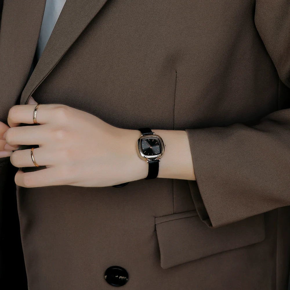 Nalayah Elegant Square Leather Watch - Elegant Black