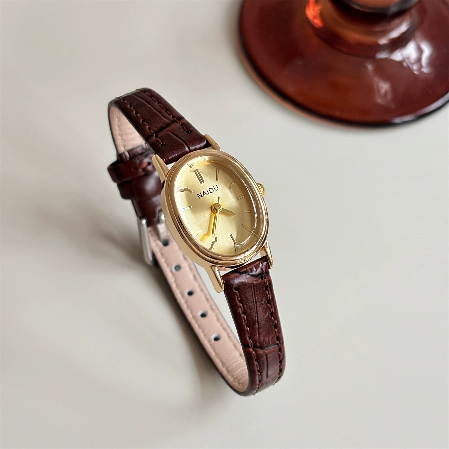 Freyja Vintage Oval Watch - Coffee Leather Band, Gold Dial [5NNXM2PM]