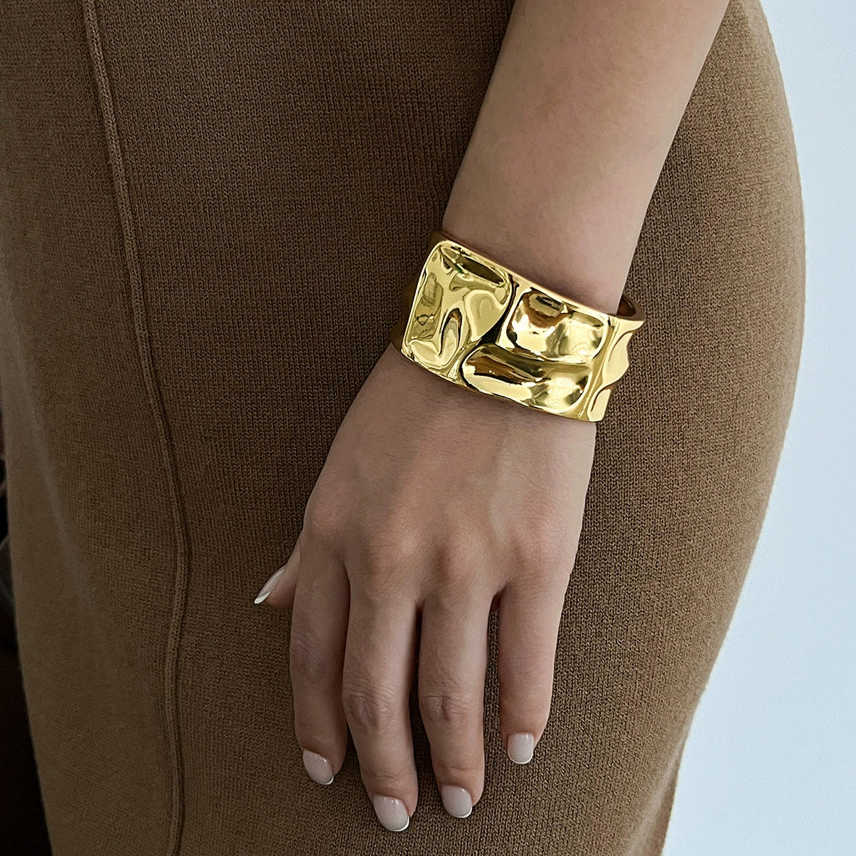 Janylah Liquid Metal Bracelet - Style 05 Gold Bracelet [MUS8O6J0]
