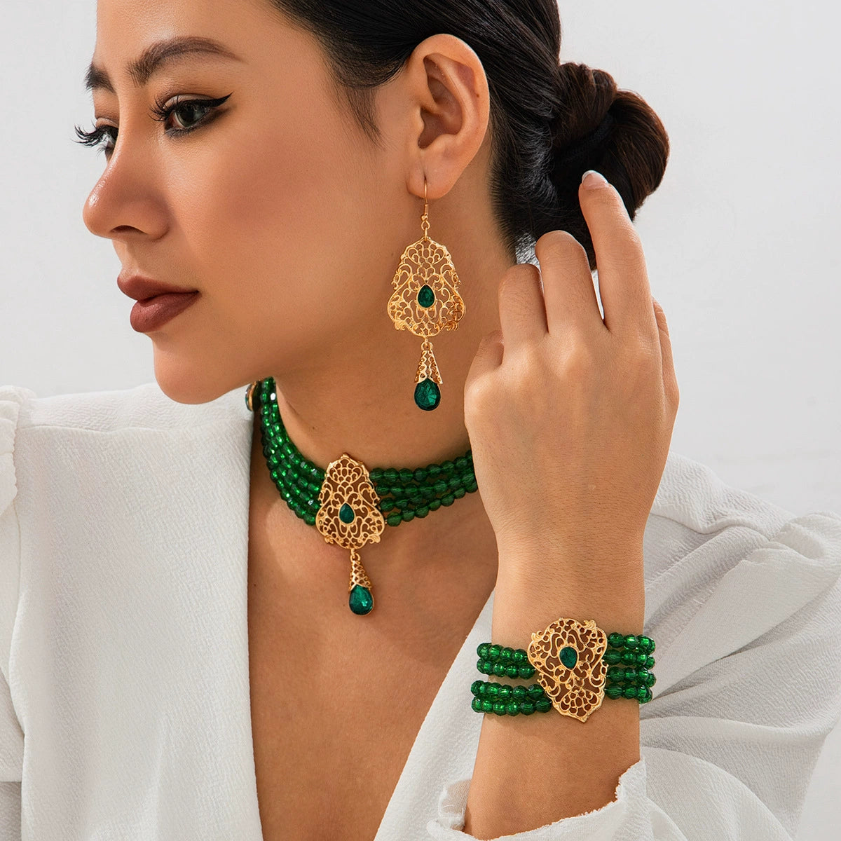 Lou Pearl Floral Collar Necklace - Gold & Green (Style B) [E0O8FS1X]