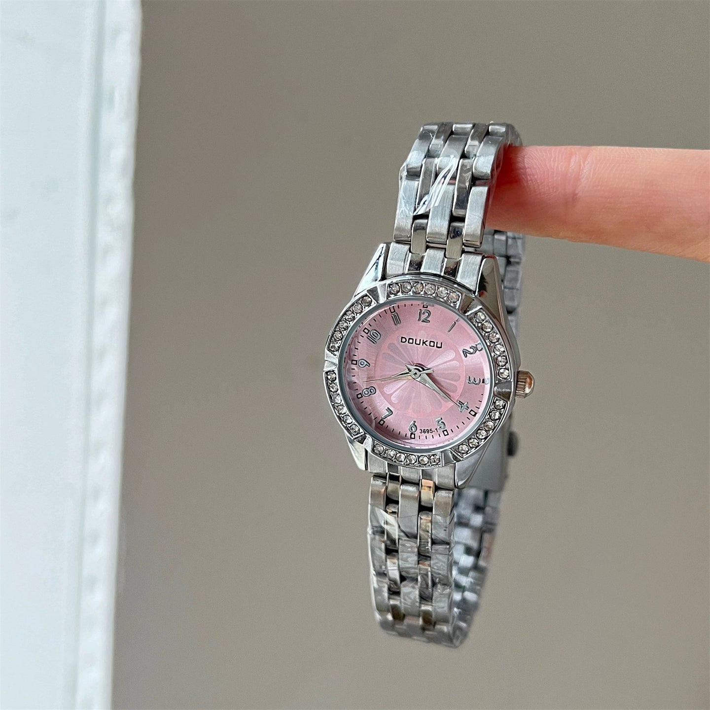 Kaydance Dainty Daisy Watch - Pink Daisy Dial Steel Band [6TIJ1JWR]