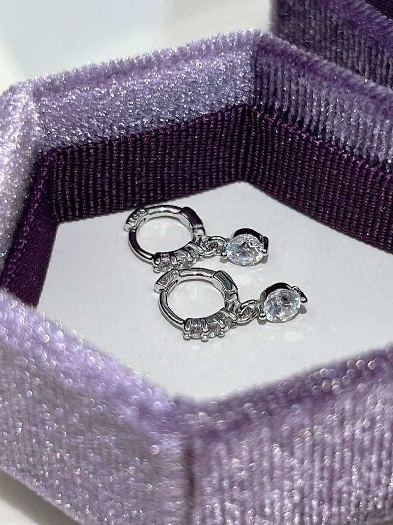 Kween Sparkle Waterdrop Hoops - Waterdrop Hoop Pair