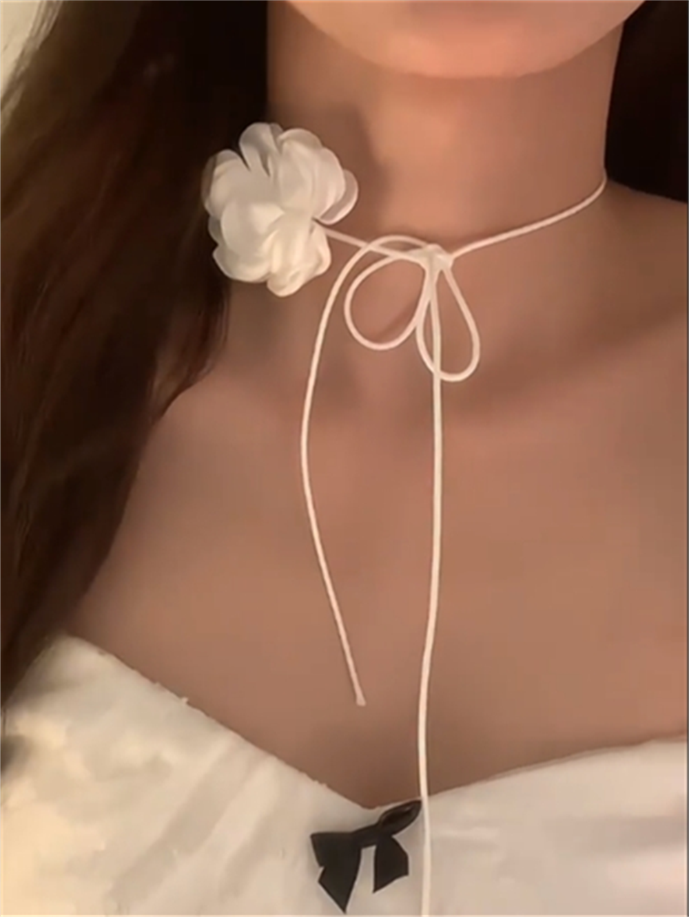 Solana Camellia Choker Necklace - White