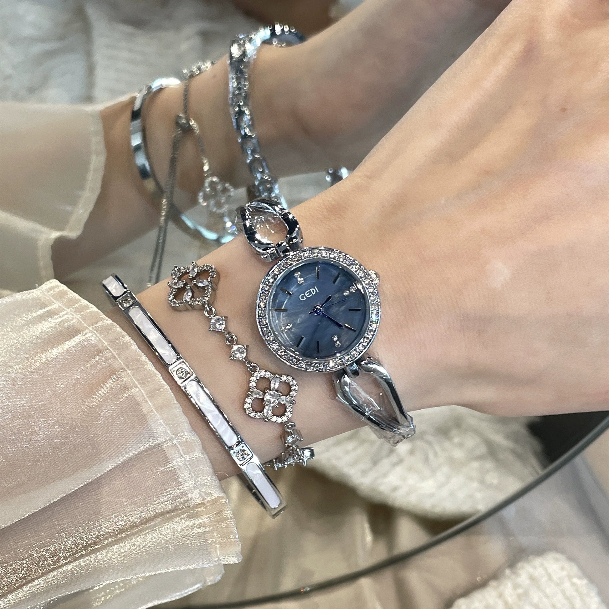 Mckinsley Elegant Quartz Watch - Mother-of-pearl Blue