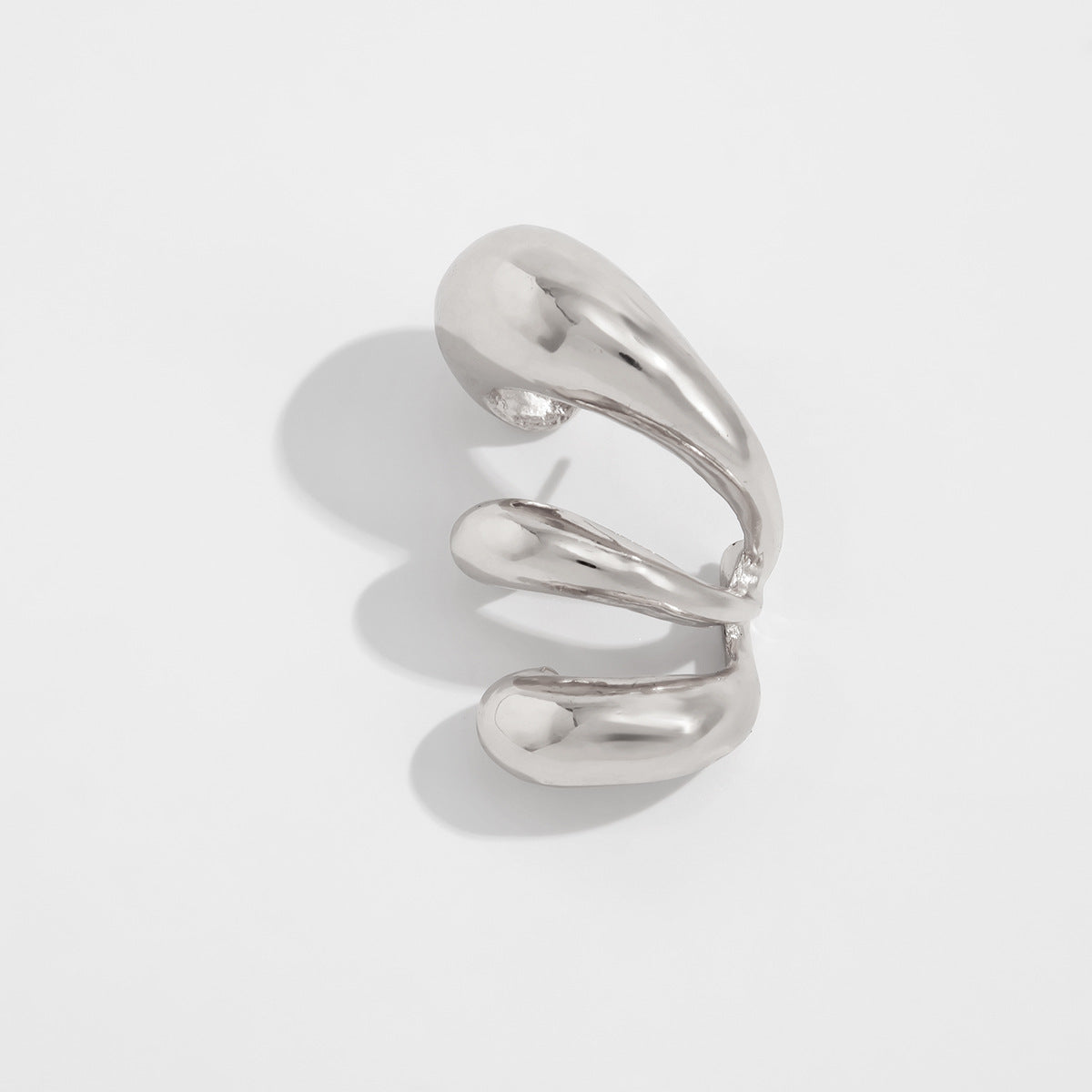Shana Sculptural Ear Cuffs - Silver [V3EX99BD]