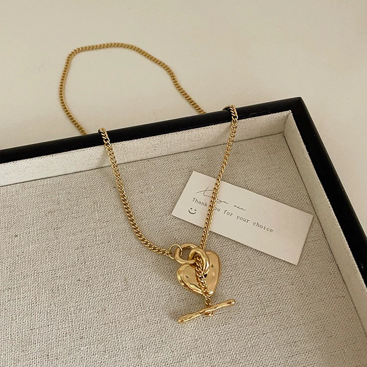 Bellatrix Heart Toggle Necklace - Gold