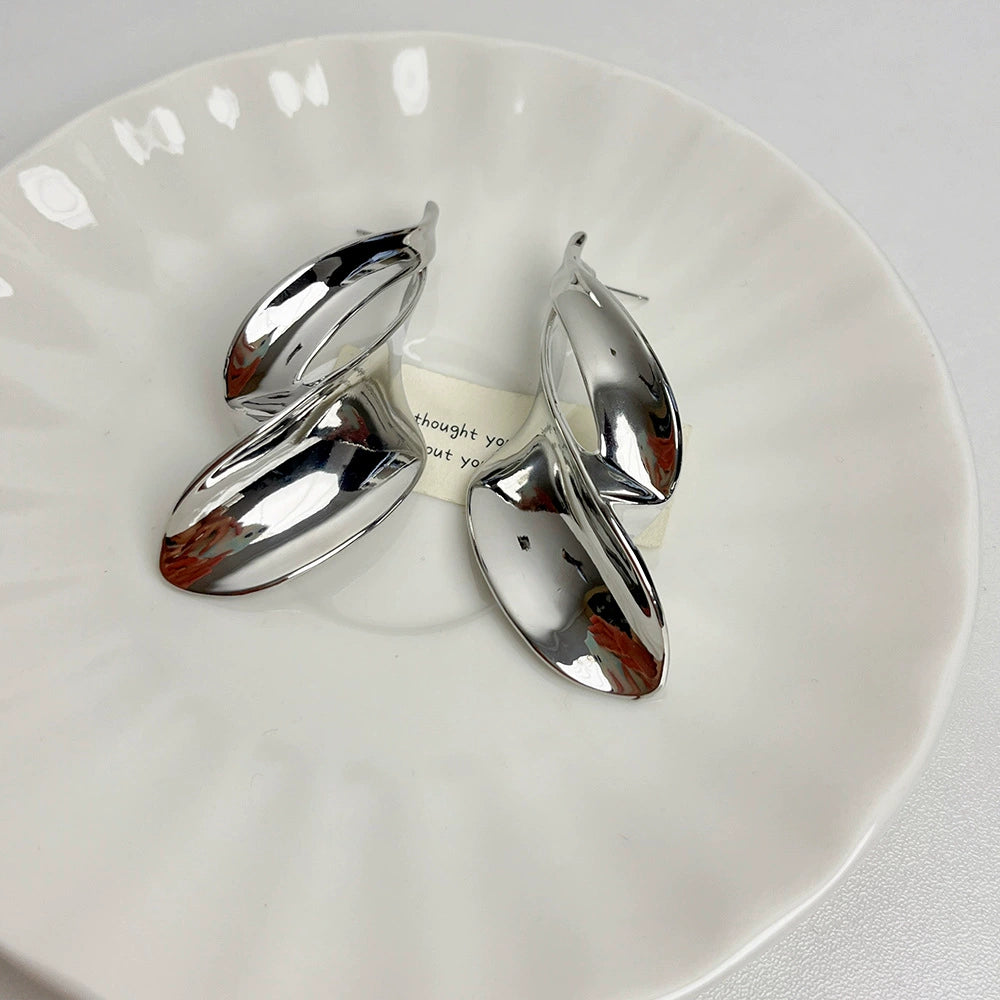 Brylynn Twisted Metal Earrings - Silver Twisted Earrings [AGV8FFEJ]