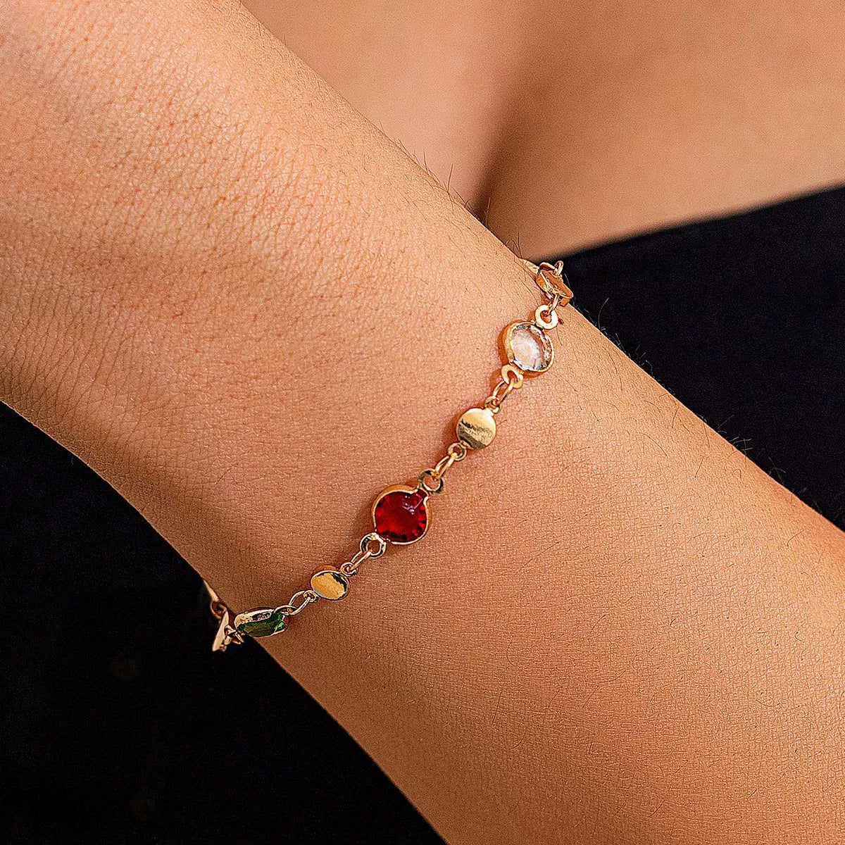Corah Heart & Square Crystal Necklace - Style 1 Bracelet Gold-tone [ANRXC3QJ]