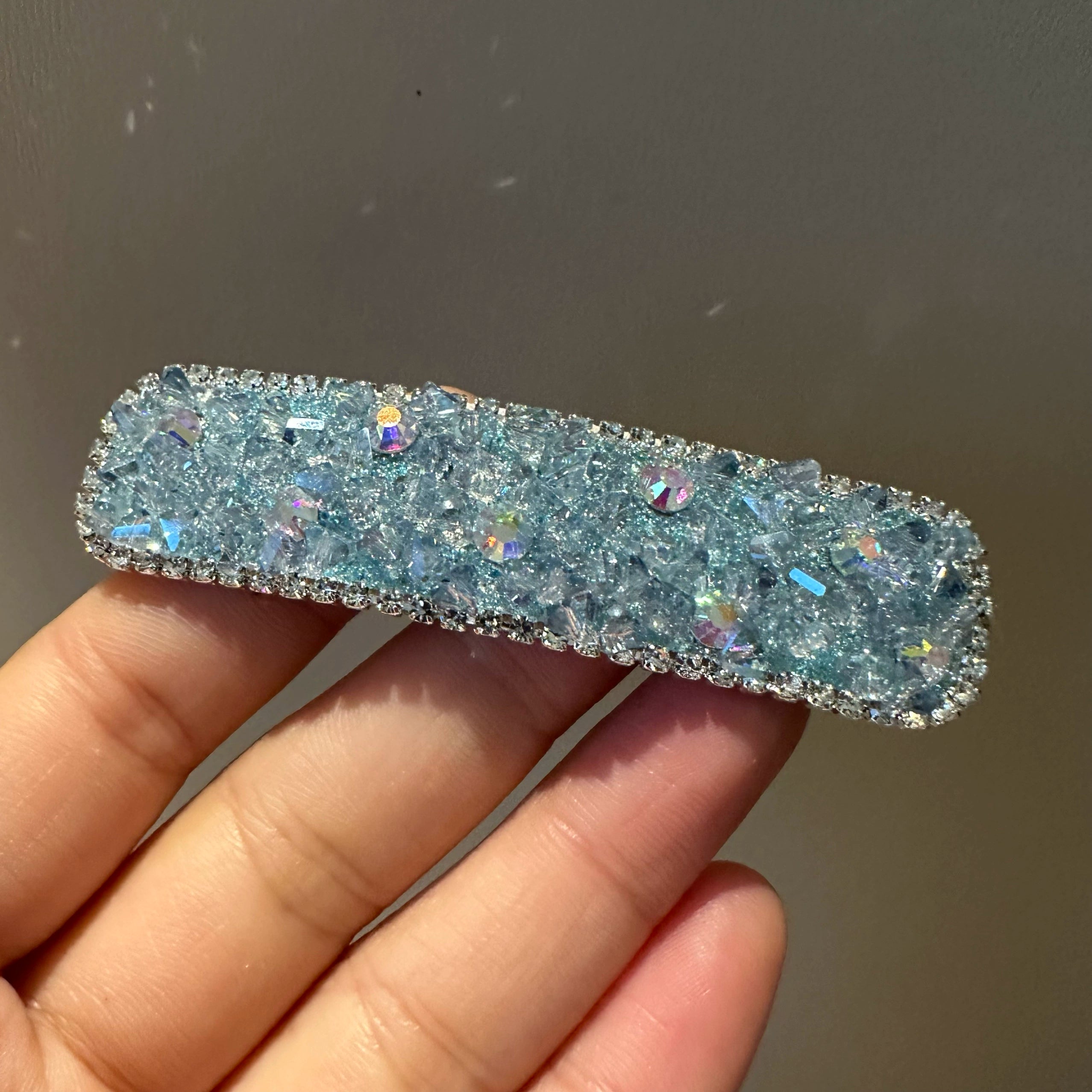 Lianne Crystal Square Hair Clip - Blue Single [GGAPR2BV]