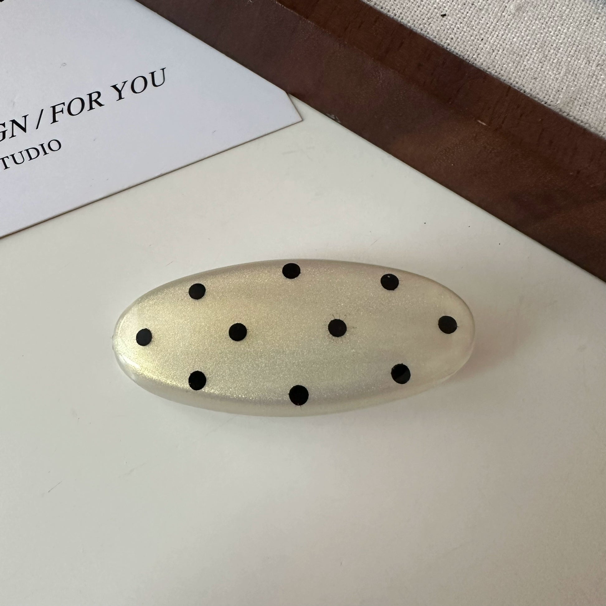 Aditi Polka Dot Hair Clip - Champagne (Single) [HCP2PVX2]