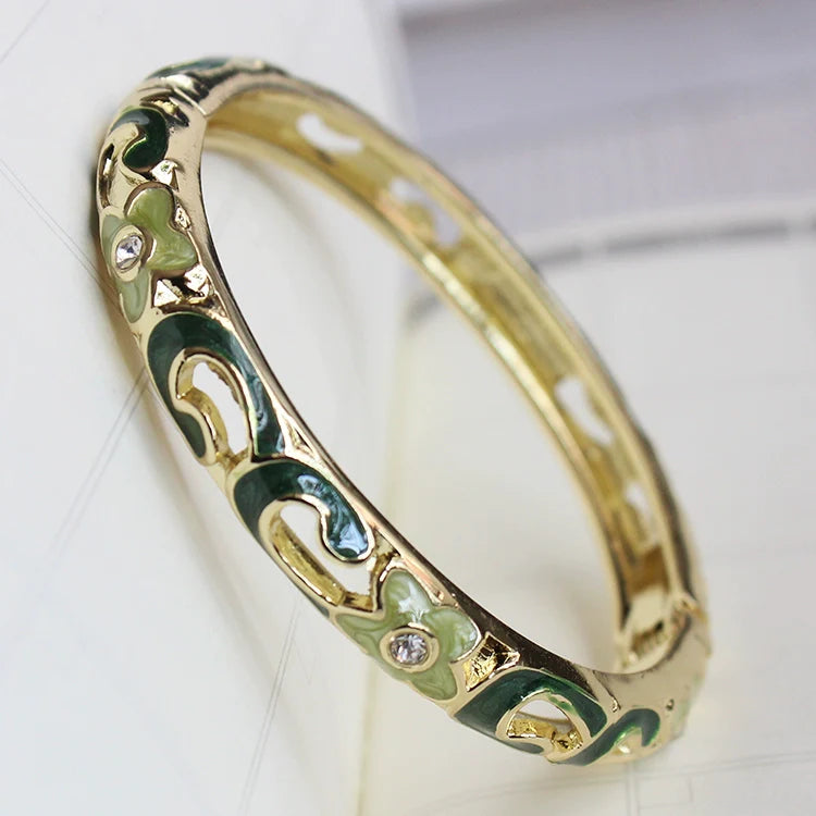 Sunshine Lotus Enamel Bracelet - Green Intertwined