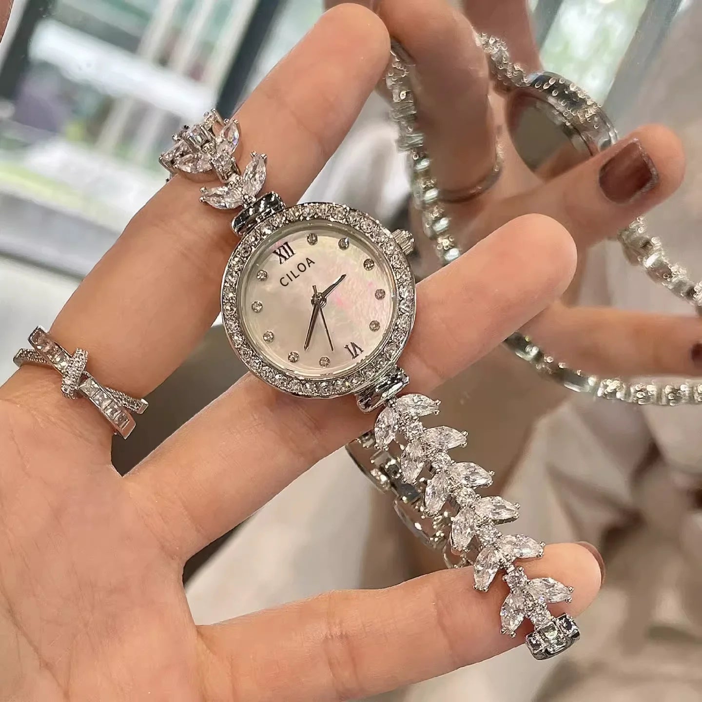 Eliany Starlight Mermaid Watch - Silver White Mermaid