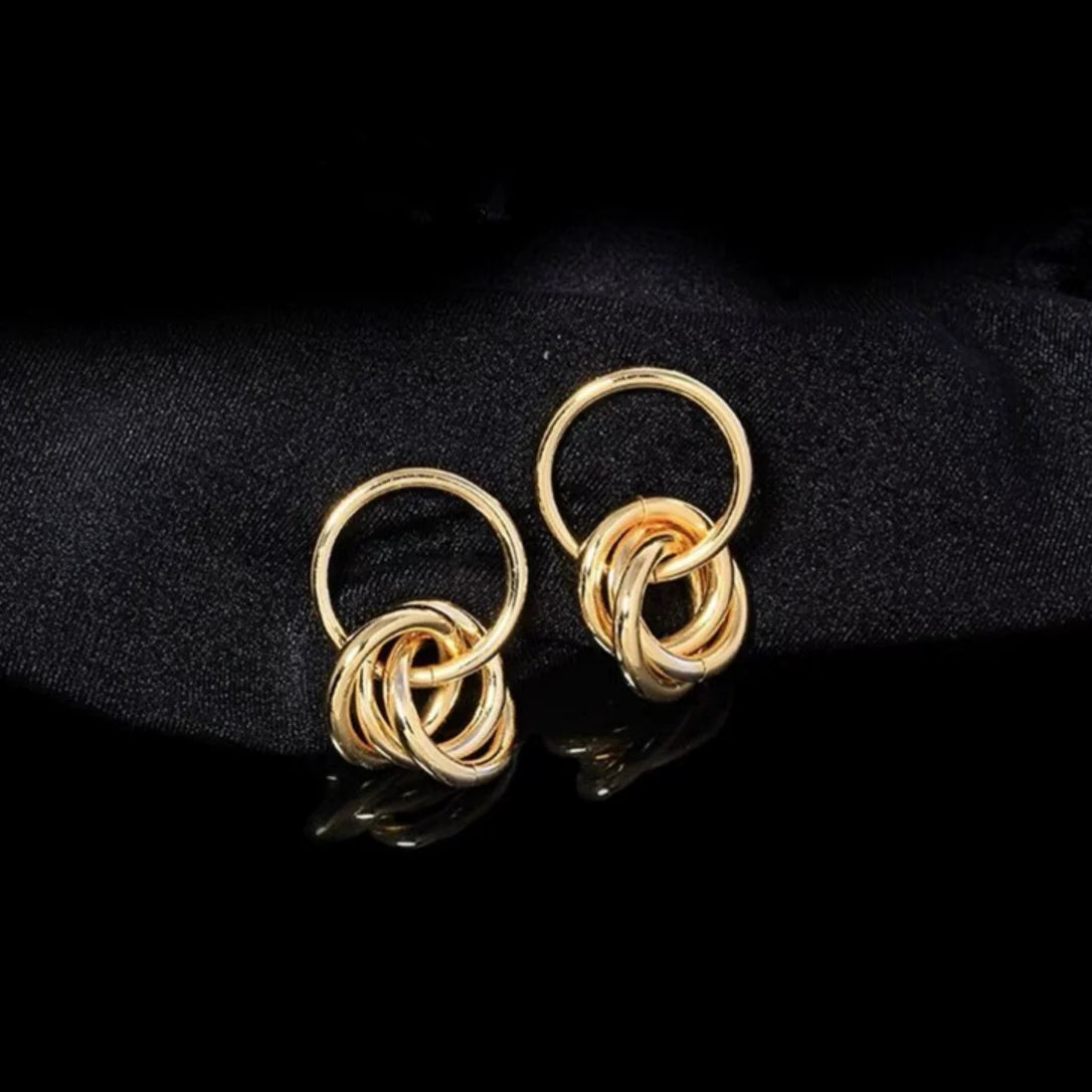 Aithana Celestial Star Stud Earrings - Gold