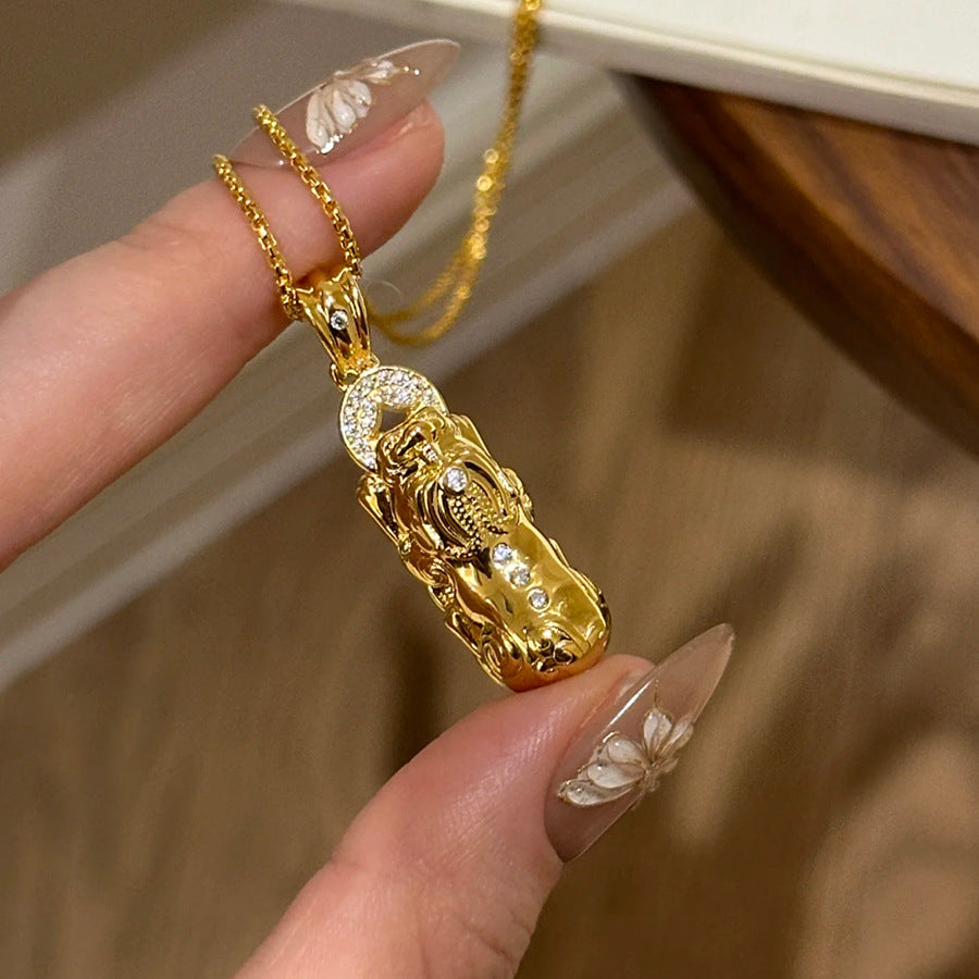 Kaylie Auspicious Charm Necklace - Pixiu Single Pendant [9QWOZ635]