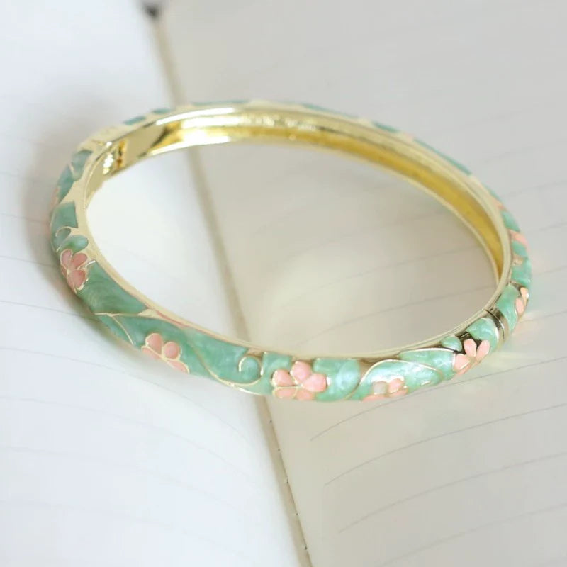 Lakelynn Delicate Floral Bangle - Teal