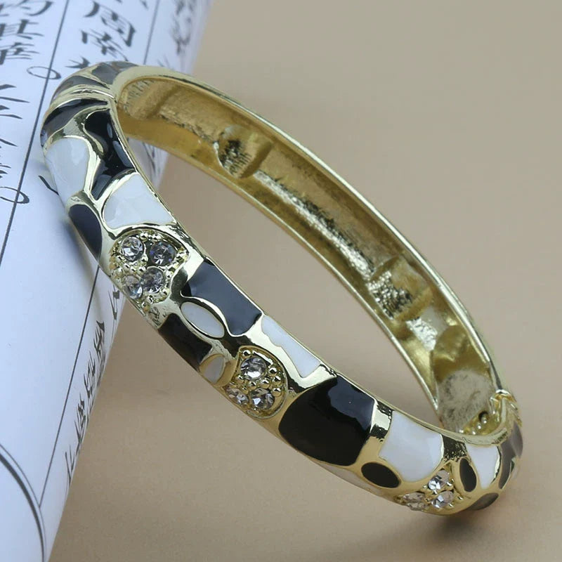 Amarachi Delicate Enamel Bracelet - Black White Geometric