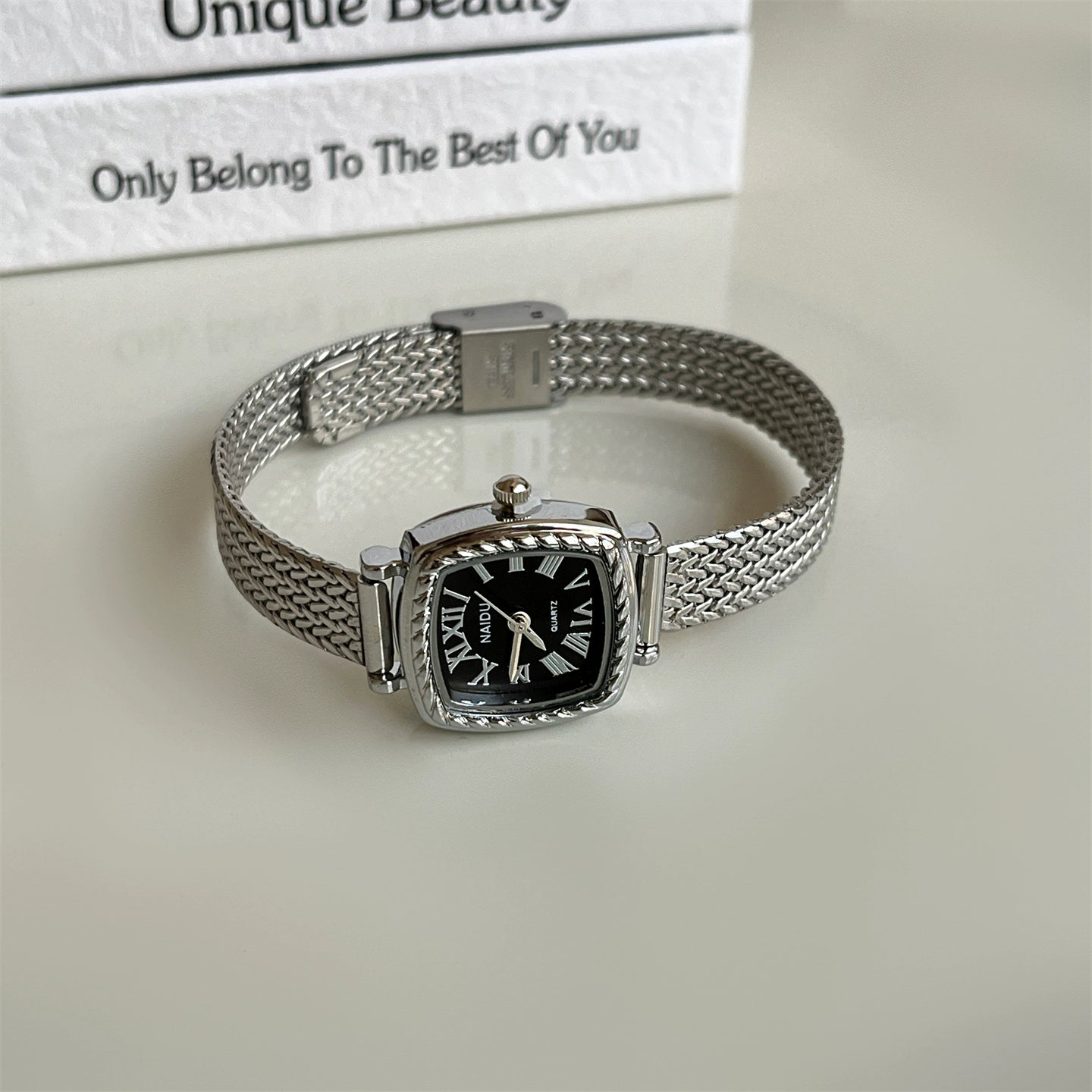 Jaide Vintage Wheat Watch - Silver Band Black Face [W2C9Z8YK]