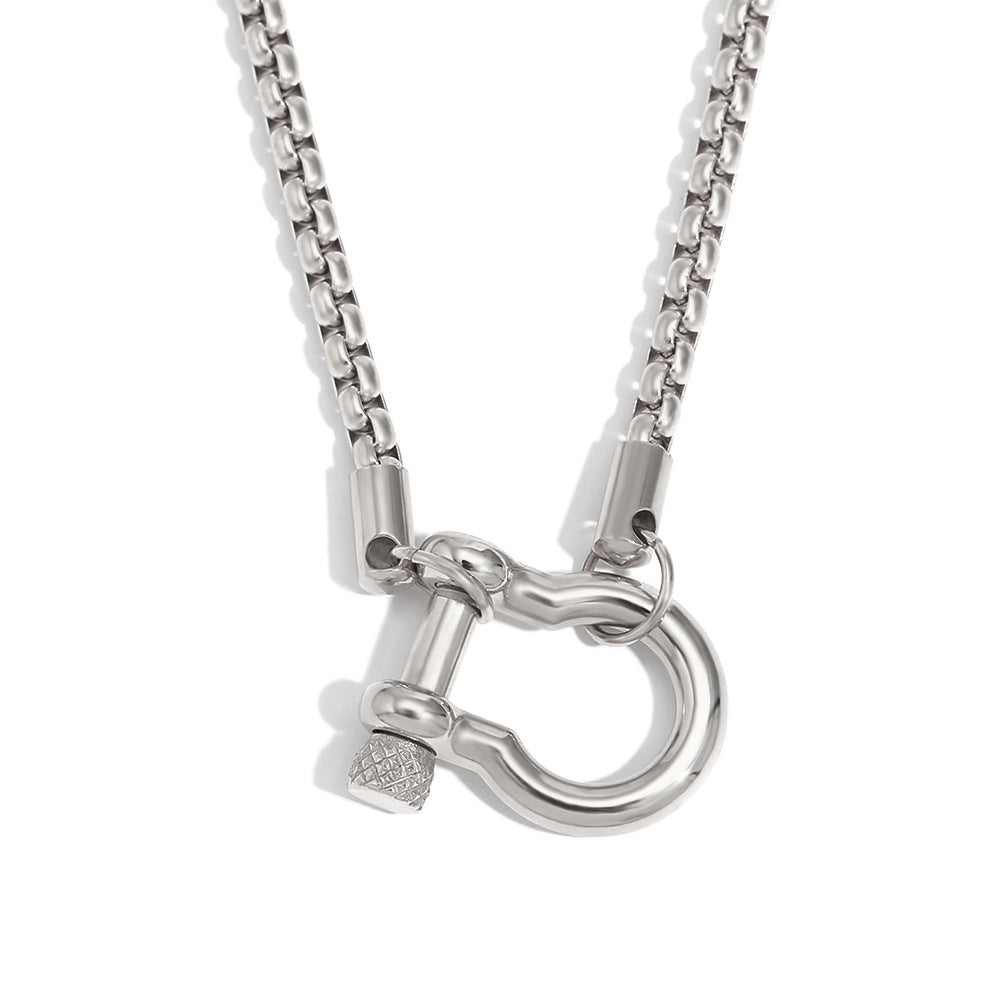 Chelsea Horseshoe Pearl Necklace - Square Pearl Chain Lock Pendant Necklace - Steel [0L6ZMUPZ]