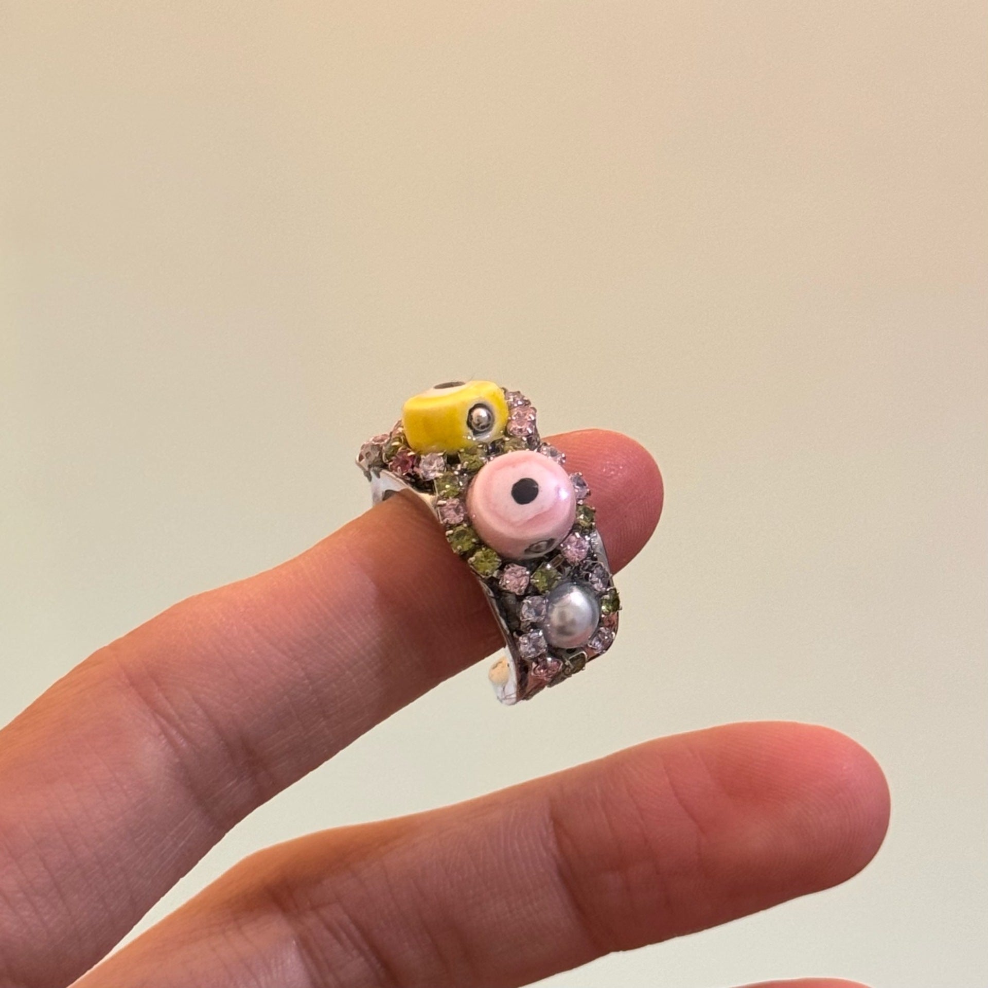 Dynasti Silver Gemstone Open Ring - Yellow-Pink Eye Design [0BNAMRQ6]
