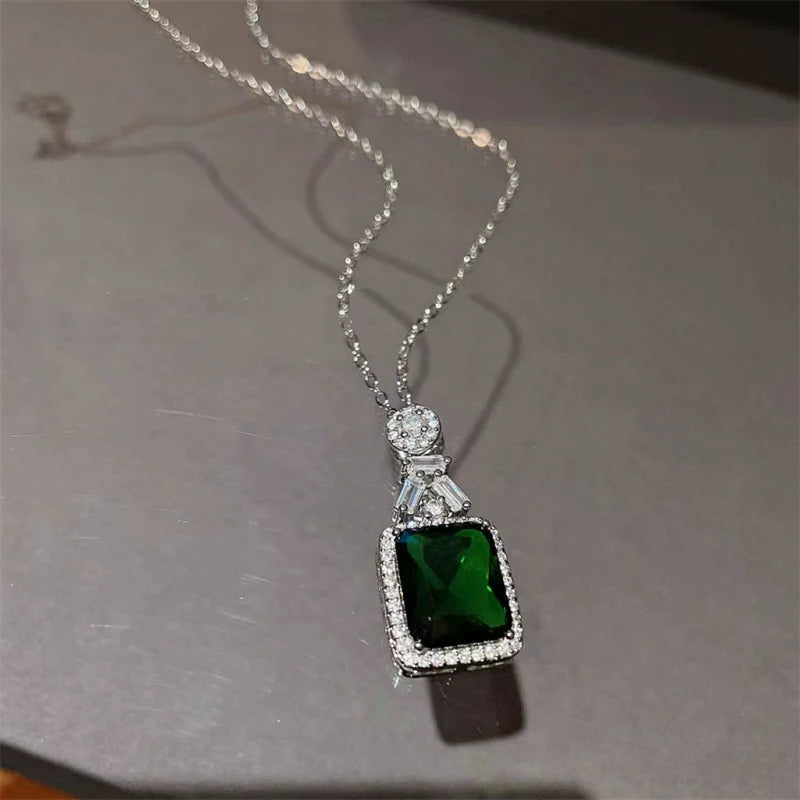 Emerson Emerald Bow Jewelry - Emerald Gemstone Necklace Style