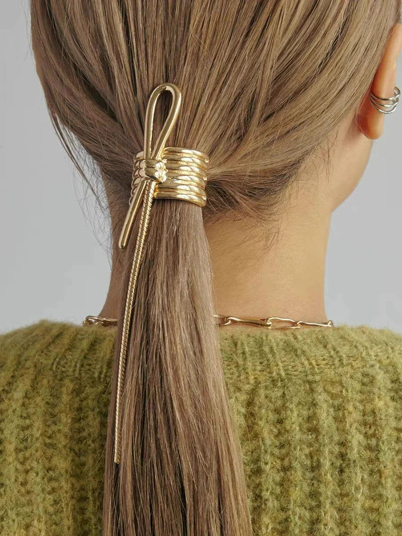 Baylee Minimalist Hair Clip - Gold