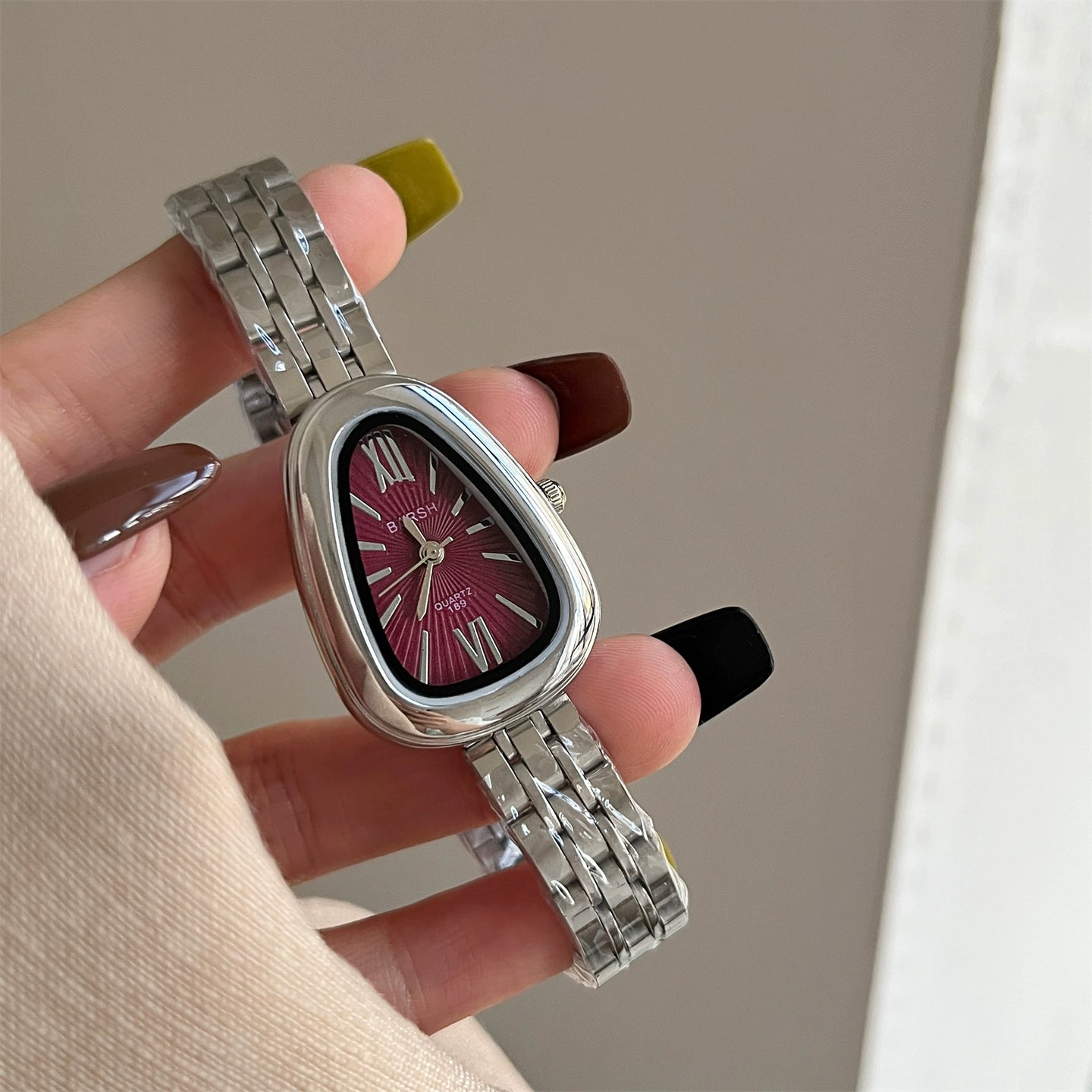 Kenadie Vintage Snake Head Watch - Silver Steel Strap, Purple Face [1784OG59]