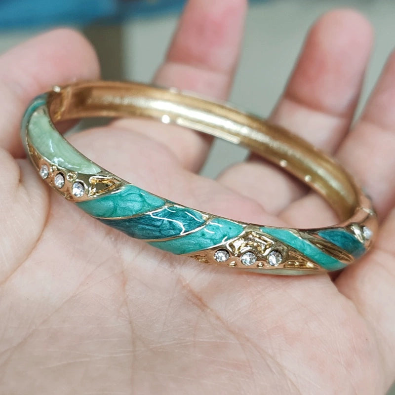 Kayci Enamel Glaze Bangle - Peacock Blue [Q2WBDA0C]