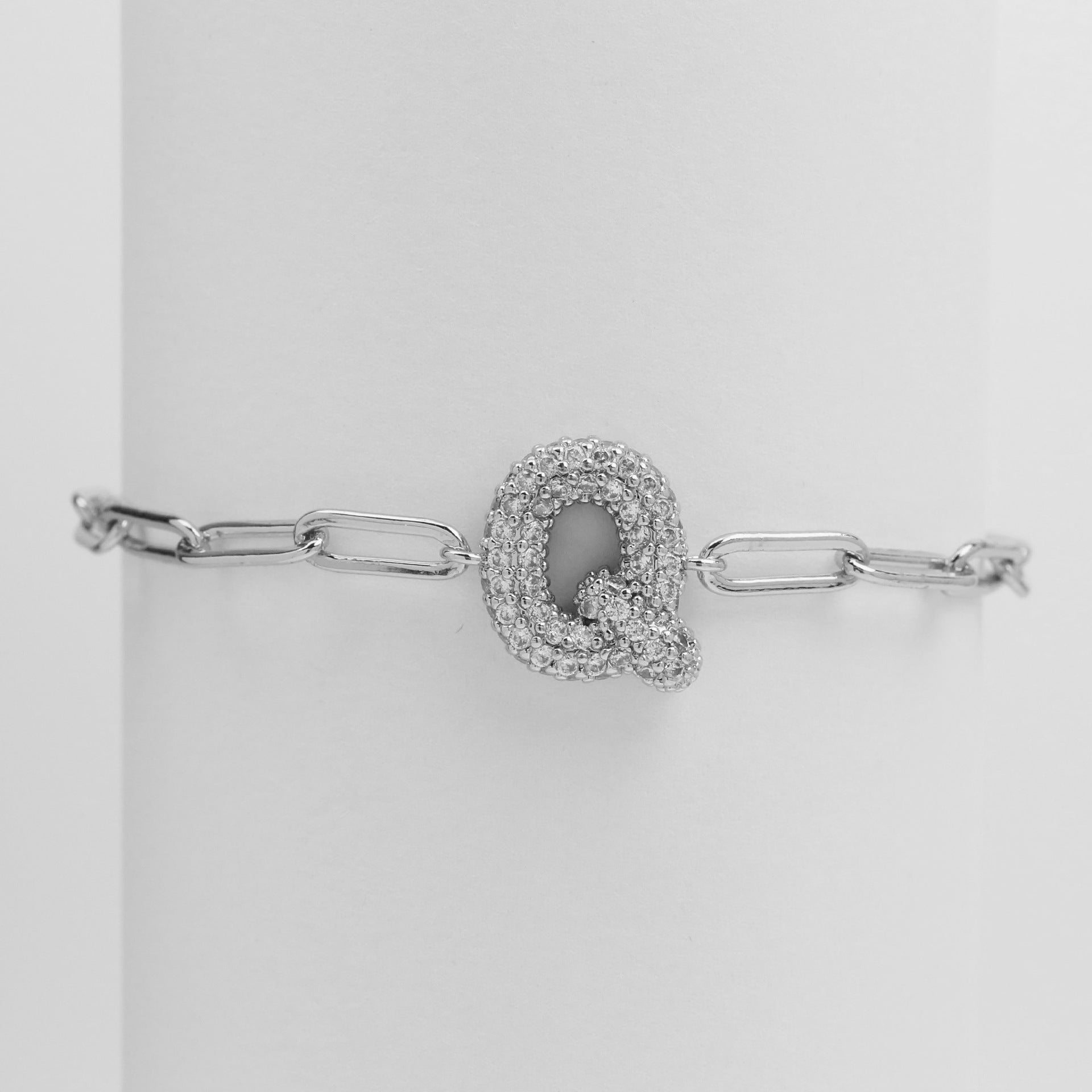 Maybelline Bubble Initial Bracelet - Q [YIIP7VX4]