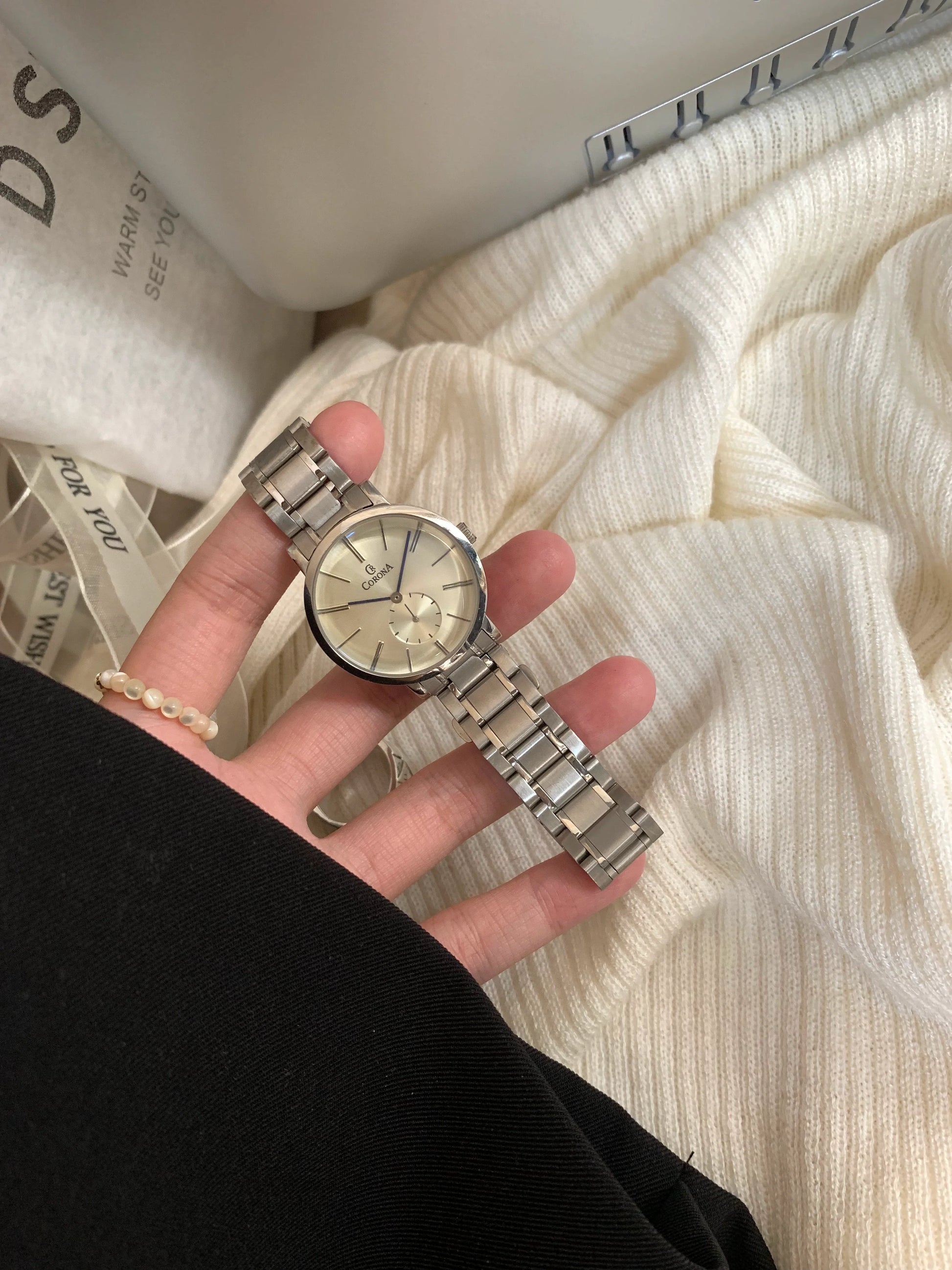 Kelsie Moonlight Mesh Watch - White