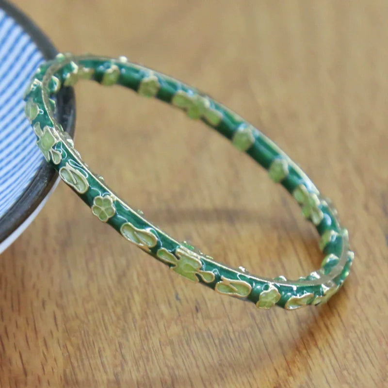 Jadelynn CloisonnŽ Floral Bangle - Cyan