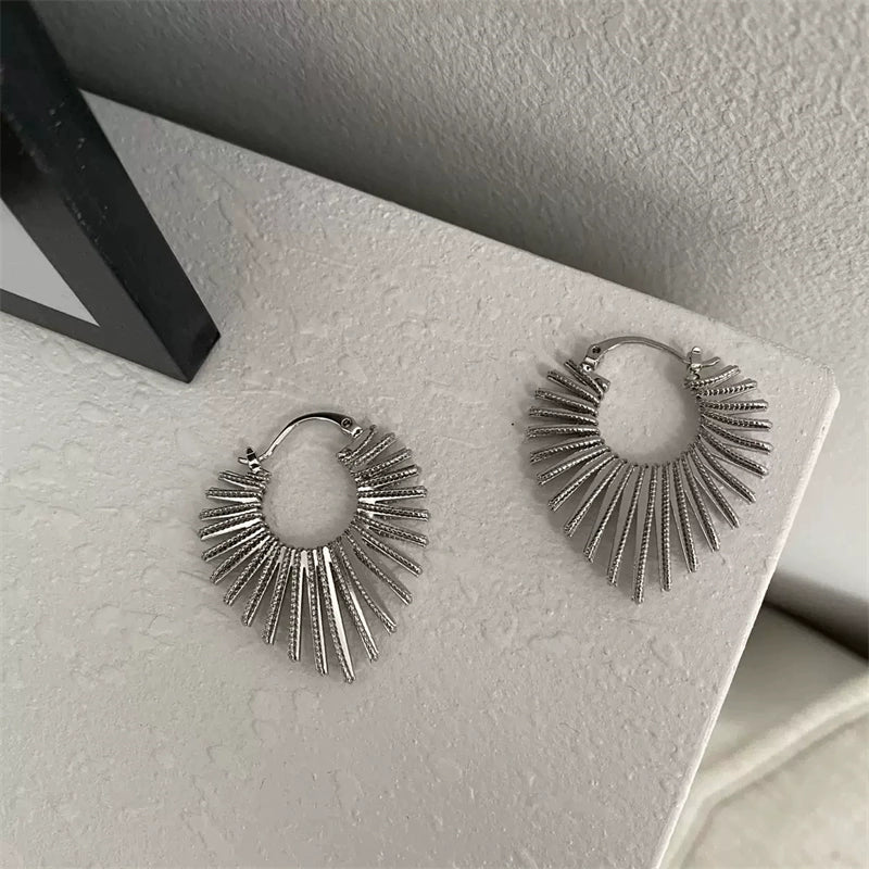 Loreal Cool Steel Earrings - Silver Sunflower Earring [OIE5XXZS]