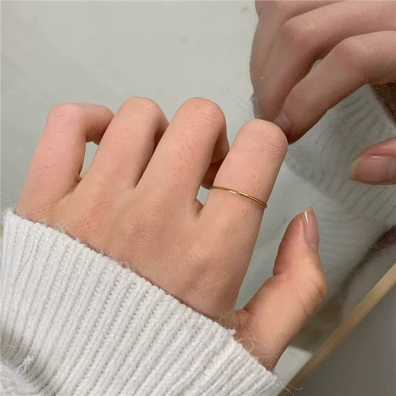 Amna Thin Stacking Band Ring - US Size 7