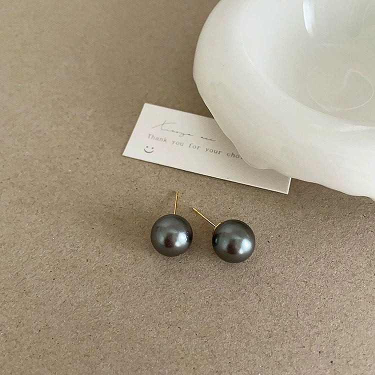 Belky Shimmer Pearl Studs - 12mm Dark Gray