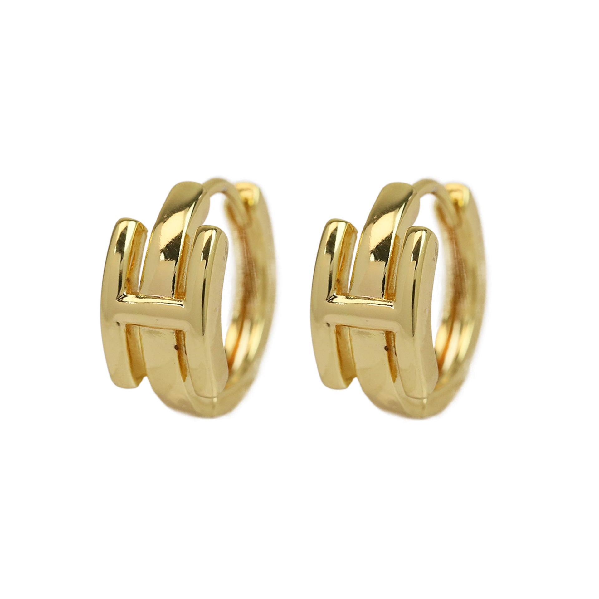 Haylee Gold Letter Stud Earrings - H [4X6VCRDL]