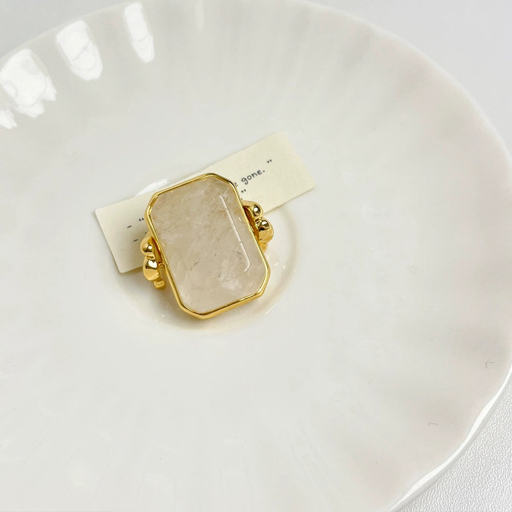 Wilma Retro Crystal Cocktail Ring - Gold [IFRZ8AN0]
