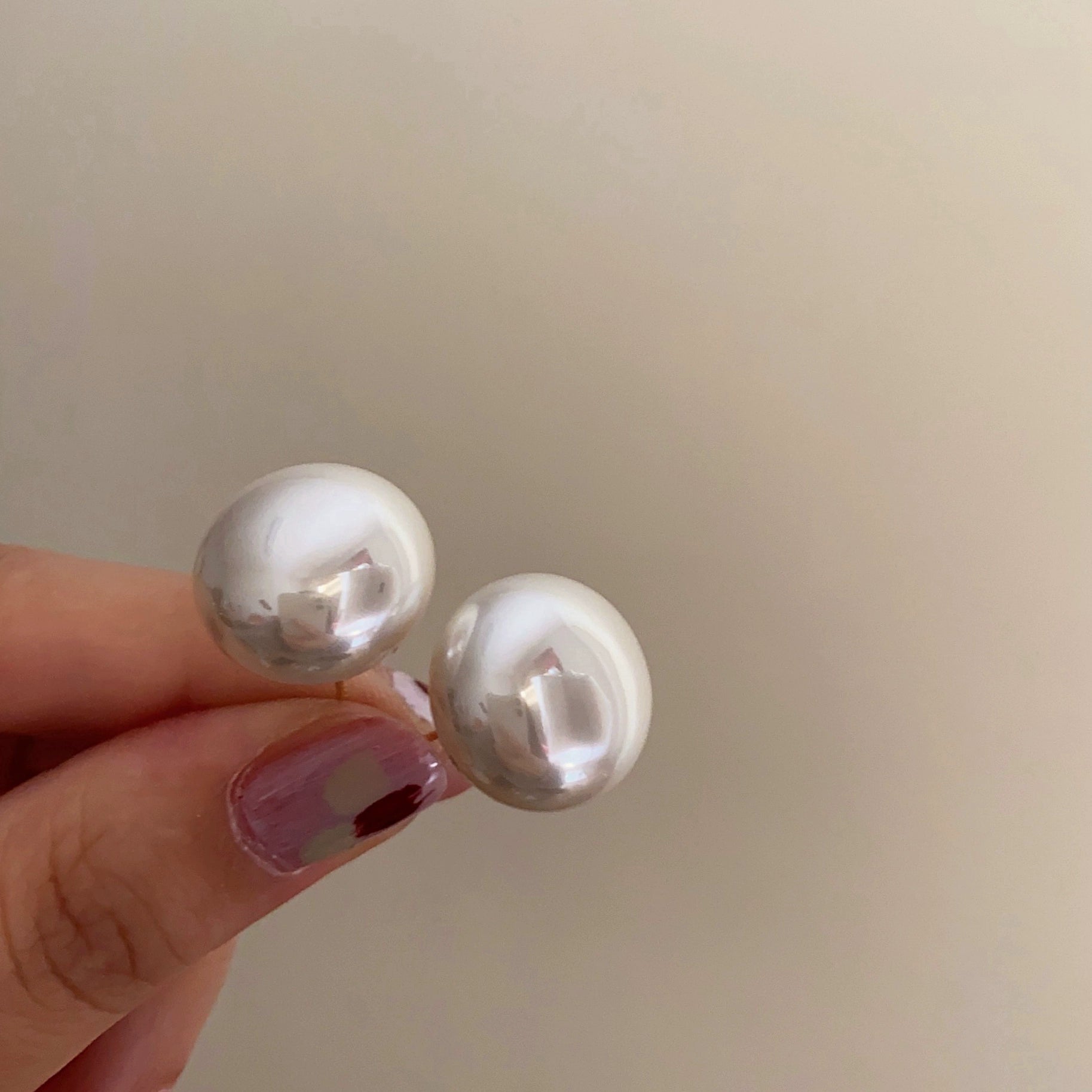 Solei Elegant Pearl Earrings - White Silver Needle [3OVOH6YH]