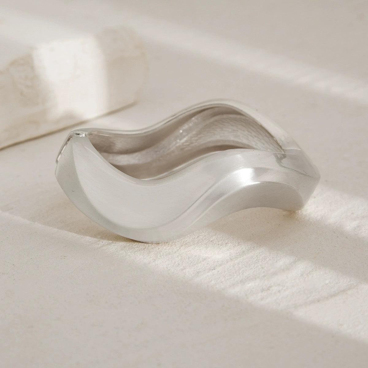 Nya Glossy Wave Jewelry - Brushed Silver-Tone Wave Bracelet [92V2V5Y1]