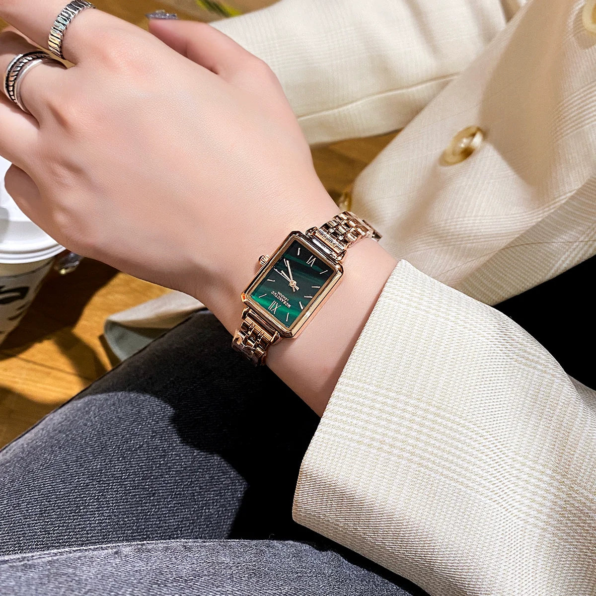 Keyli Elegant Rectangular Watch - Emerald Green